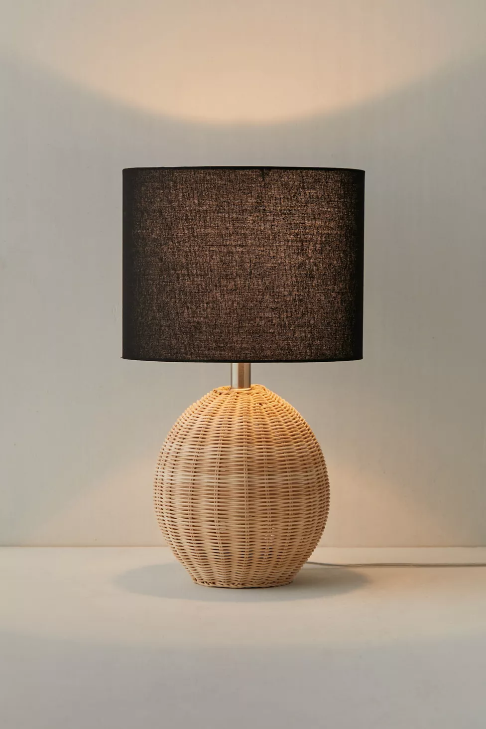 Amelle - Lampe de table en osier