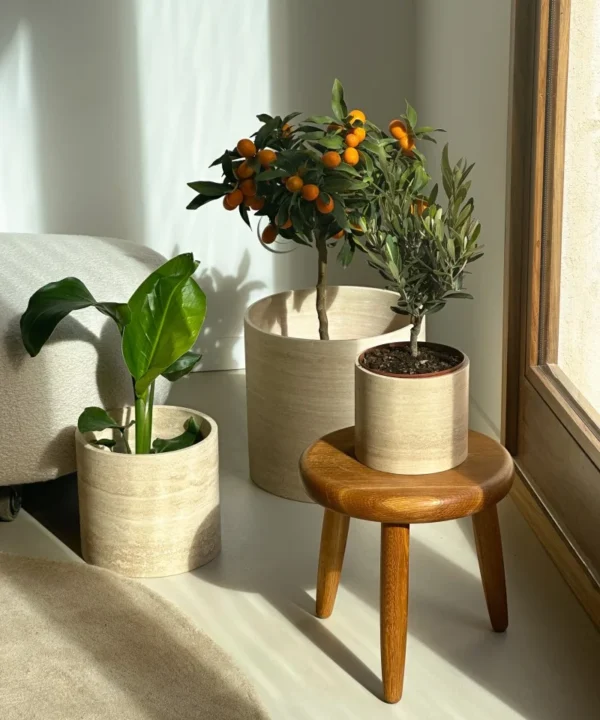 Aria – Ensemble de 3 cache-pots en travertin Beige